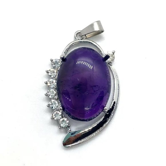 Amethyst Natural Stone Pendant Vintage Oval Shape with Sparkling Stones - Picture 2 of 2
